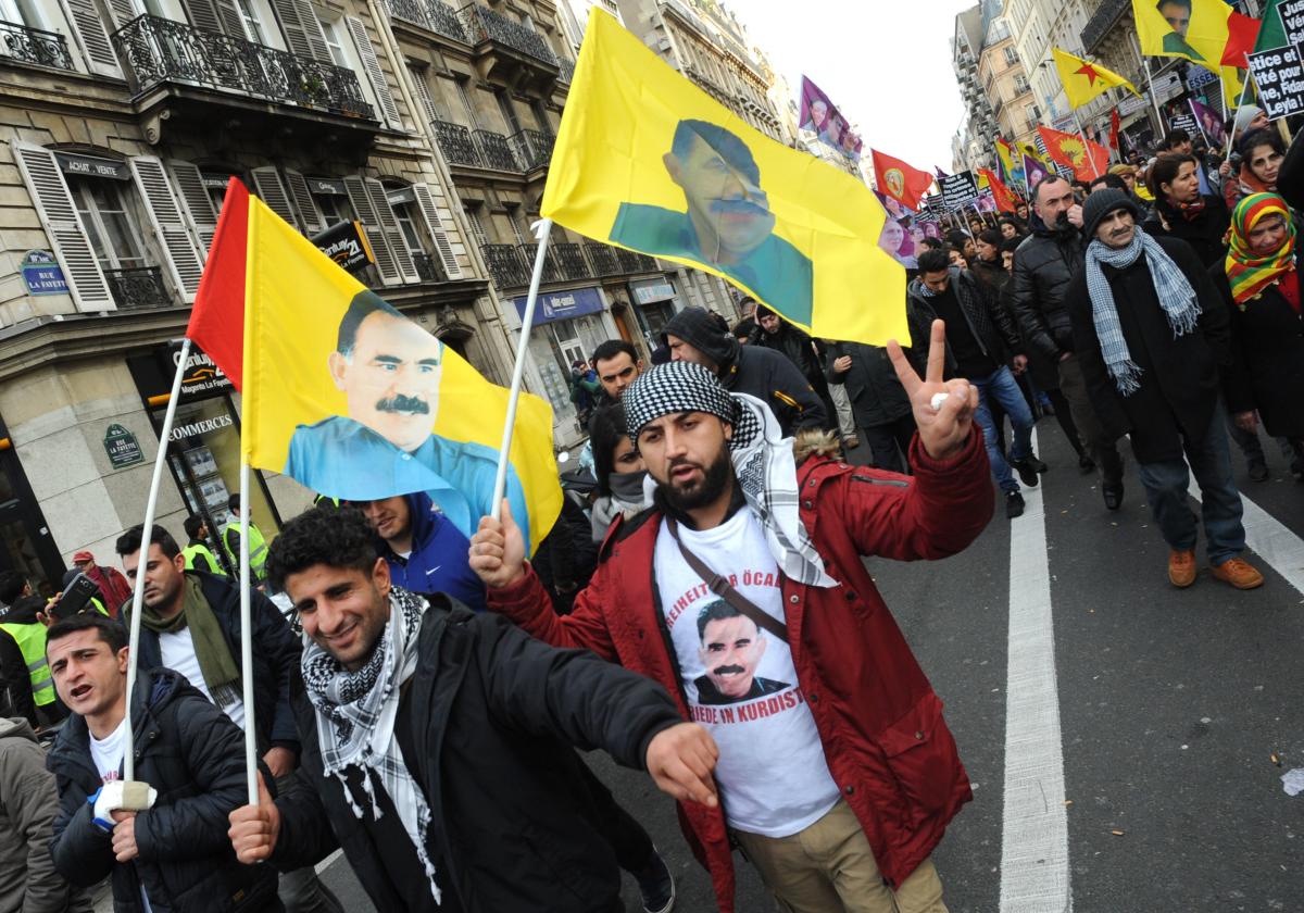 Militants Kurde Vérité et justice pour Sakine, Rojbîn et Leyla, militantes kurdes assassinées à Paris