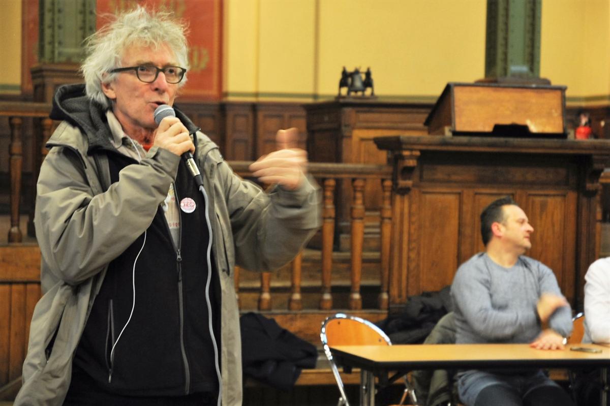 Jean-Baptiste Ayrault du DAL à la première réunion des Collectifs « Goodyear » de la région parisienne