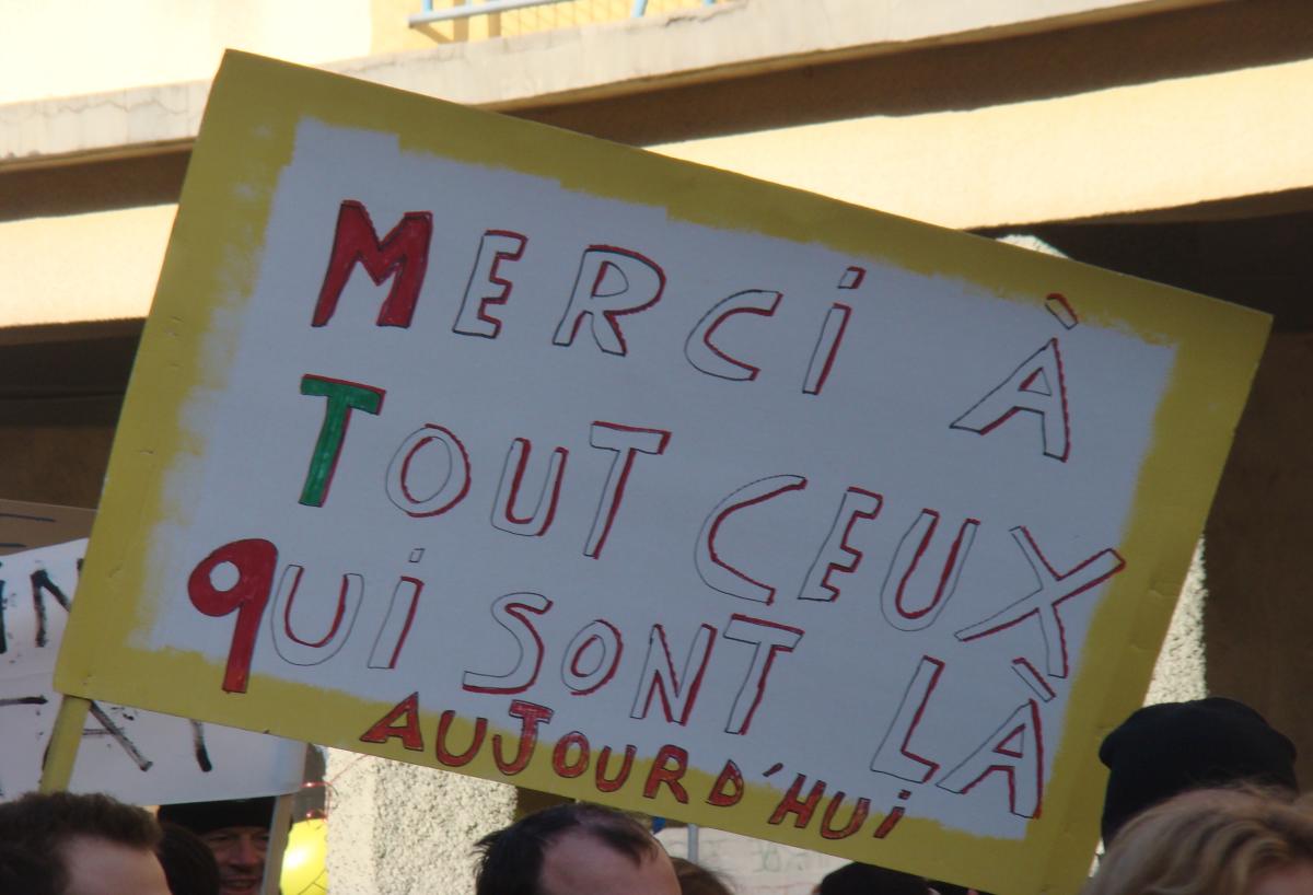 Une pancarte de manifestation.