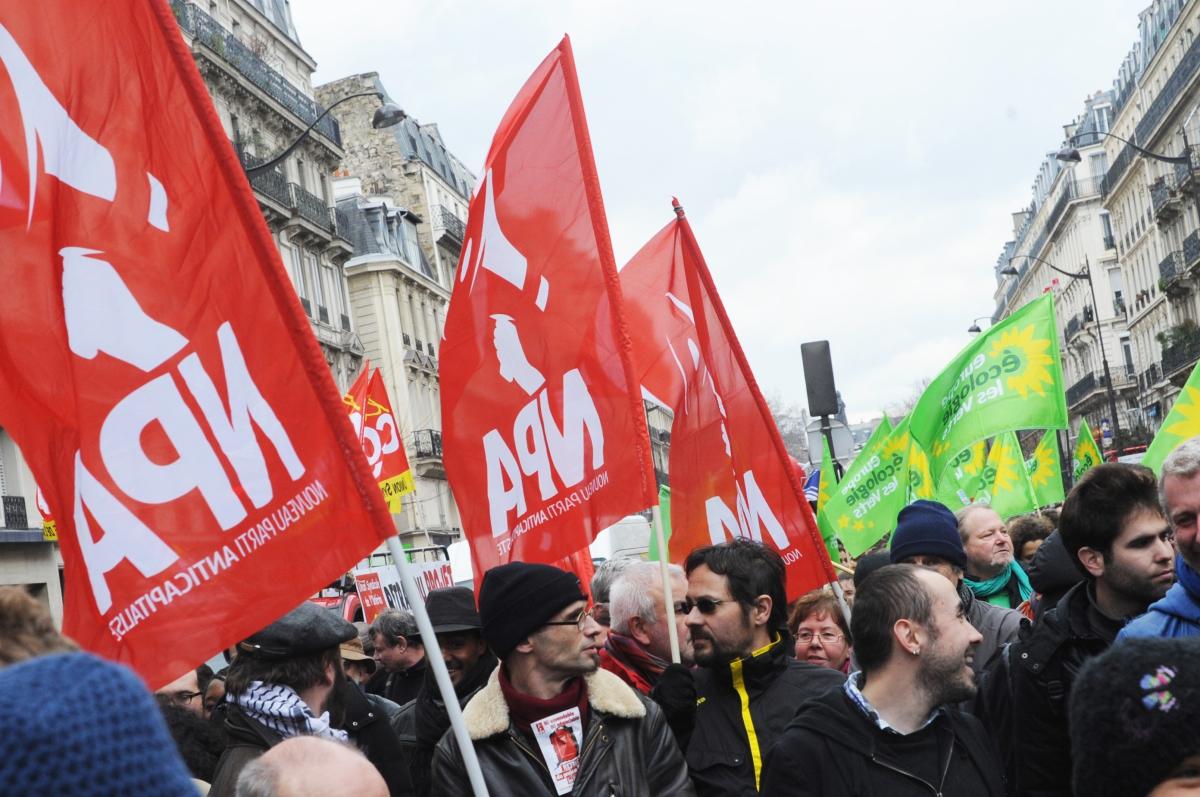 Cortège Npa manifestation Unitaire contre la loi El Khomri 9 Mars