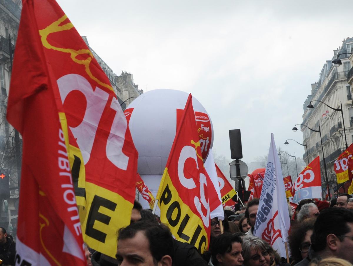 Drapeaux du Syndicat Cgt Police