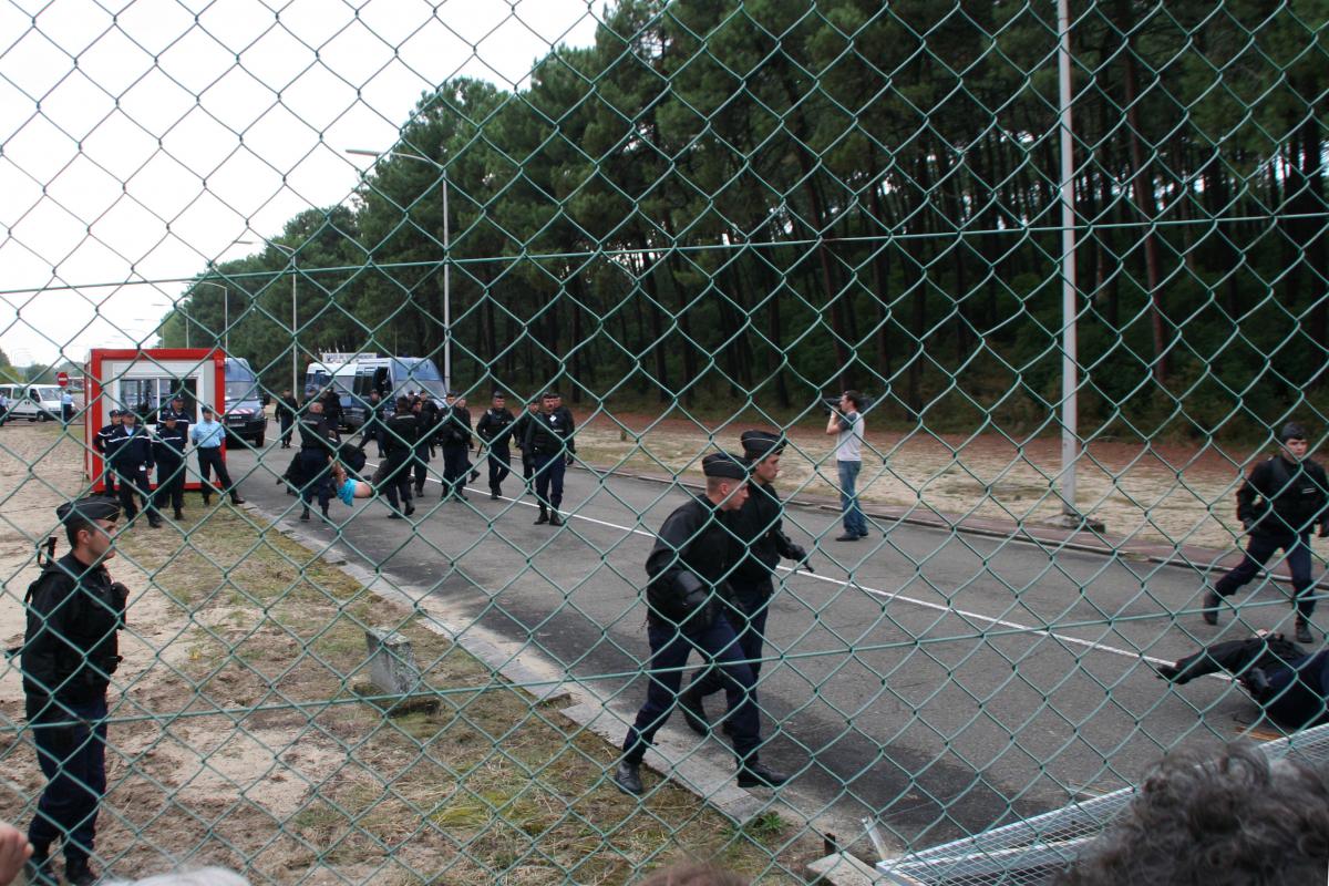 Manif anti M51 à Biscarrosse sept 2007