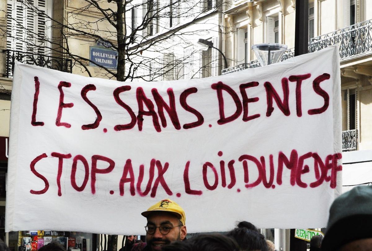 Stop aux lois du Medef