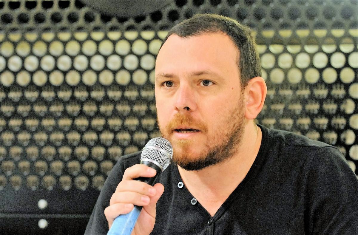 Tables ronde sur les migrants Intervention du camarade Grec de l'Unité Populaire Vangelis Goulas