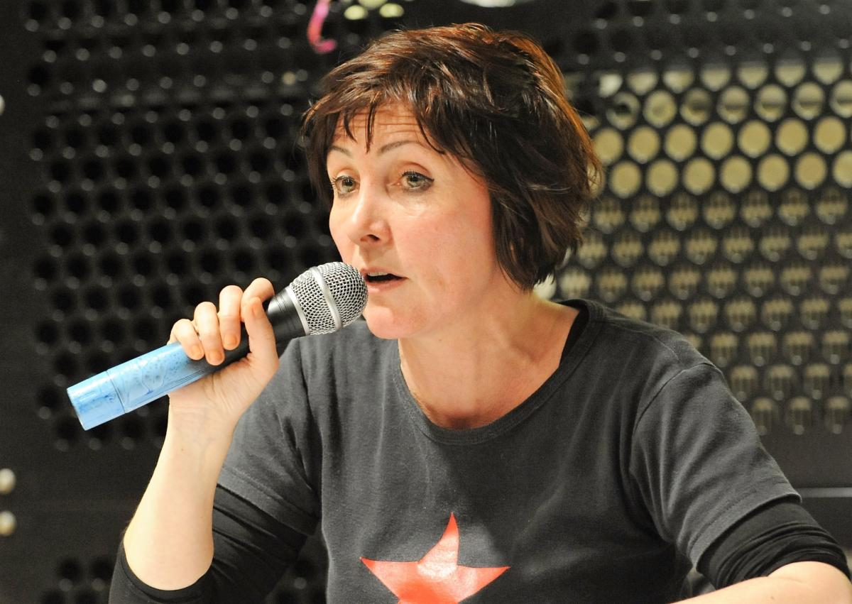 Sandra Cormier table ronde sur la répression et l'état d'urgence NDDL Loire Atlantique