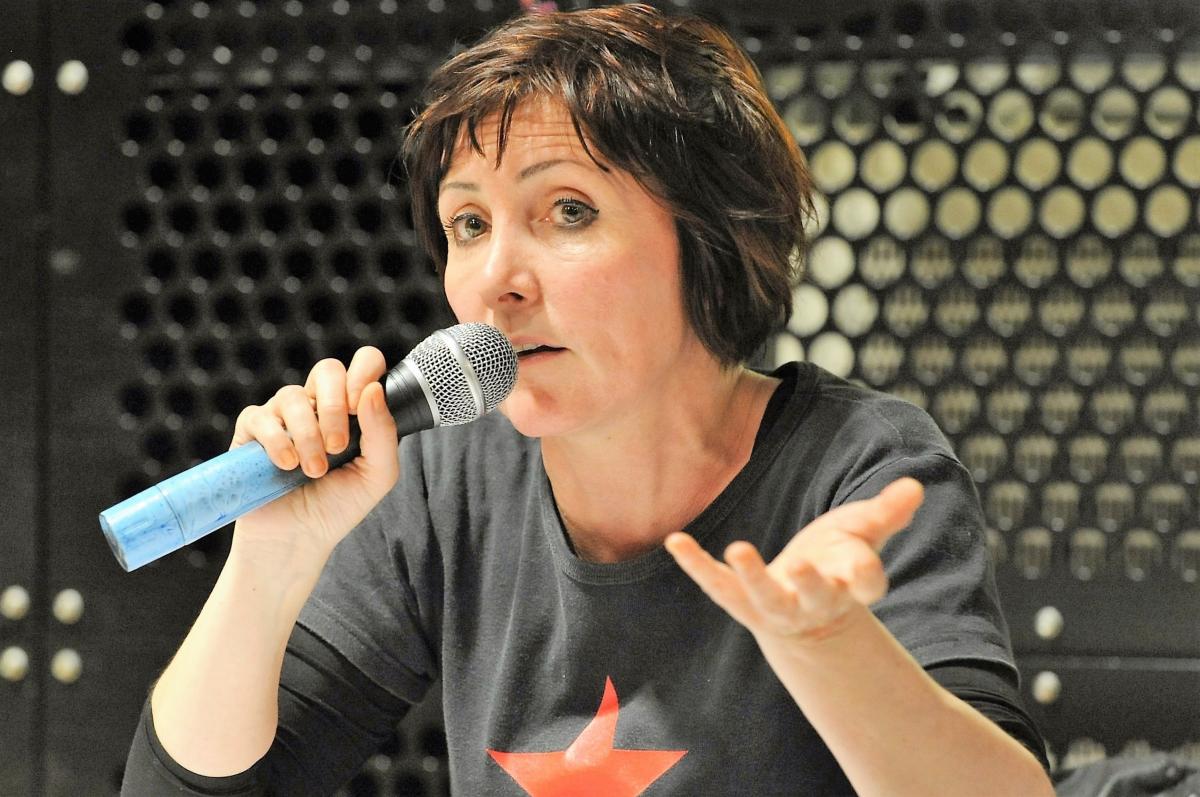 Sandra Cormier table ronde sur la répression et l'état d'urgence NDDL Loire Atlantique