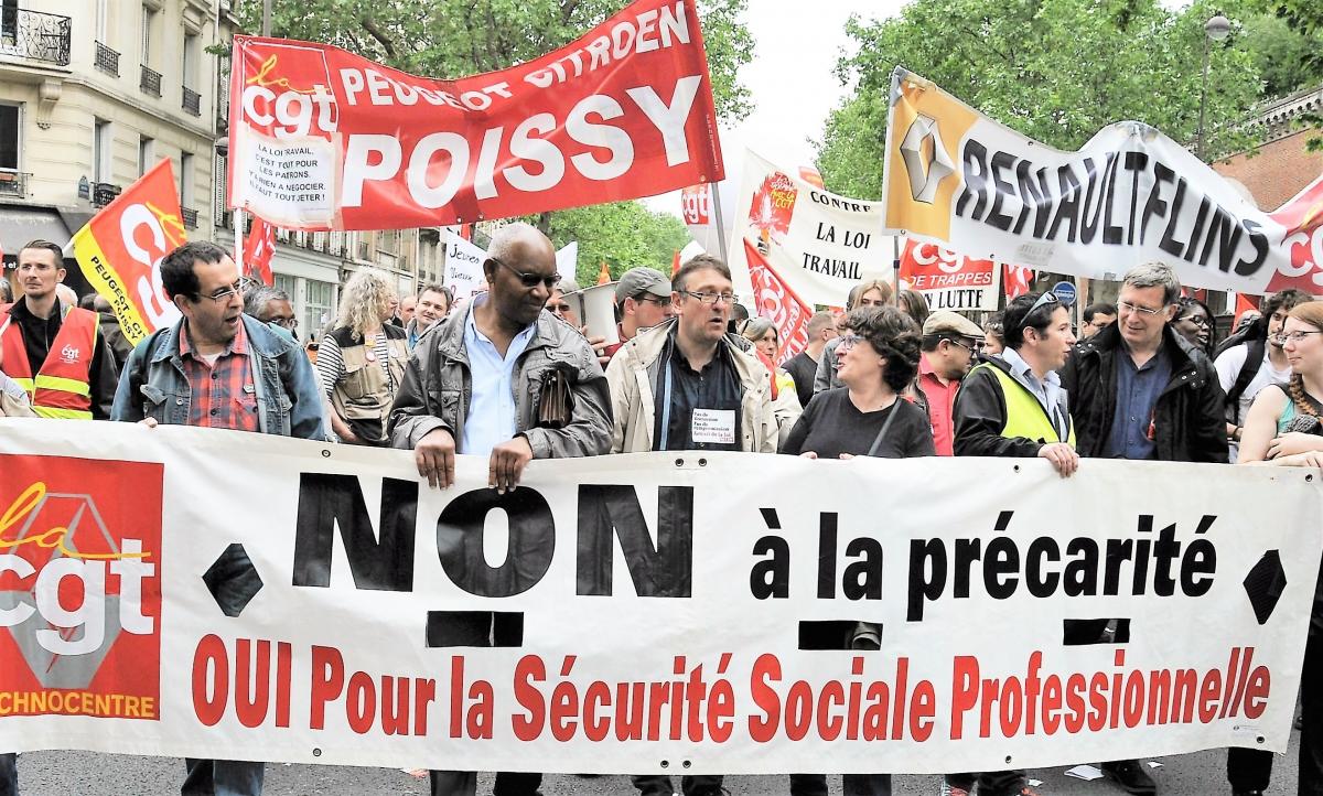 Non à la précarité Thecnocentre de Poissy