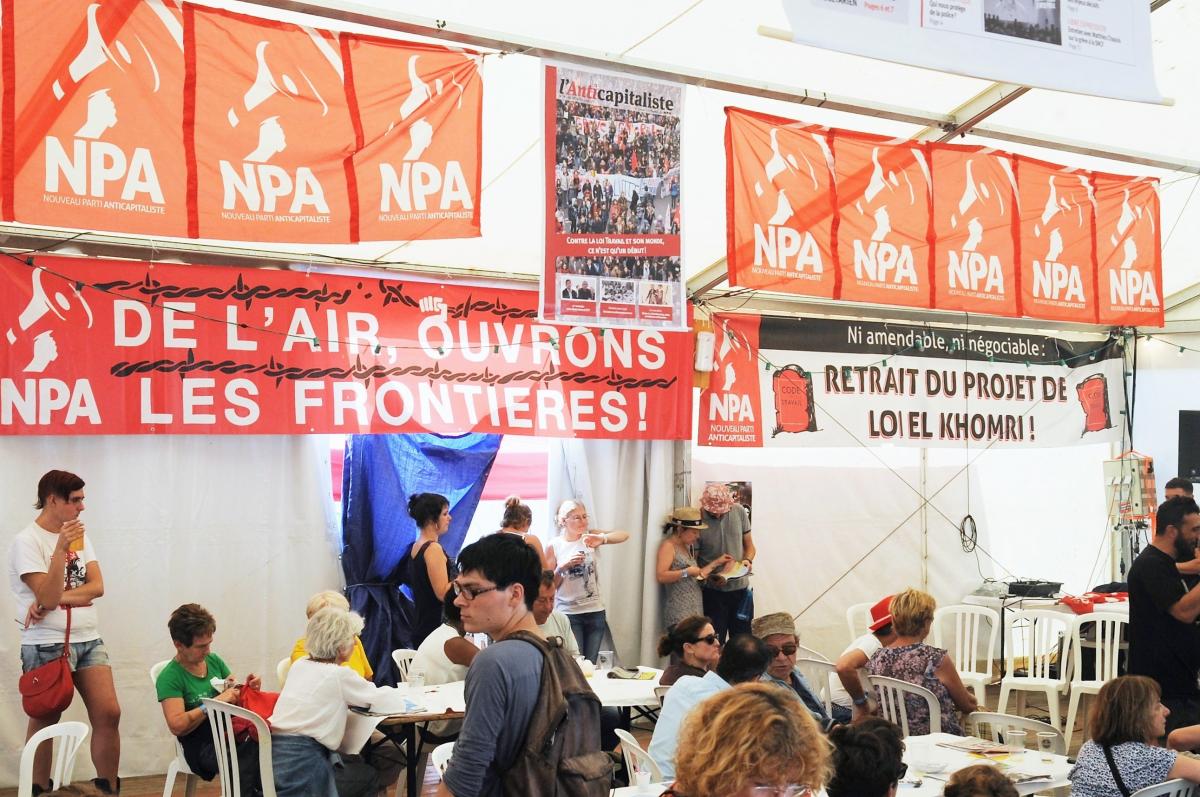 Stand du Npa Fête de l'Humanité à la Courneuve 10 septembre