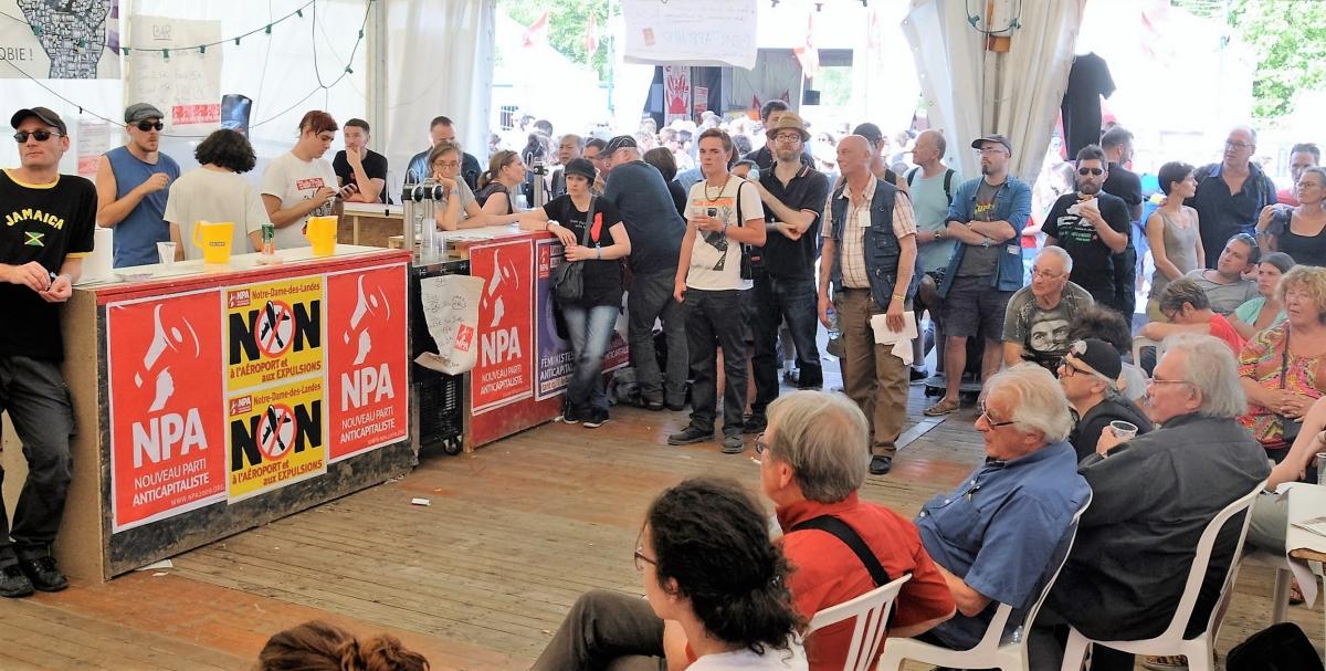 Stand du Npa Fête de l'Humanité à la Courneuve 10 septembre 2016