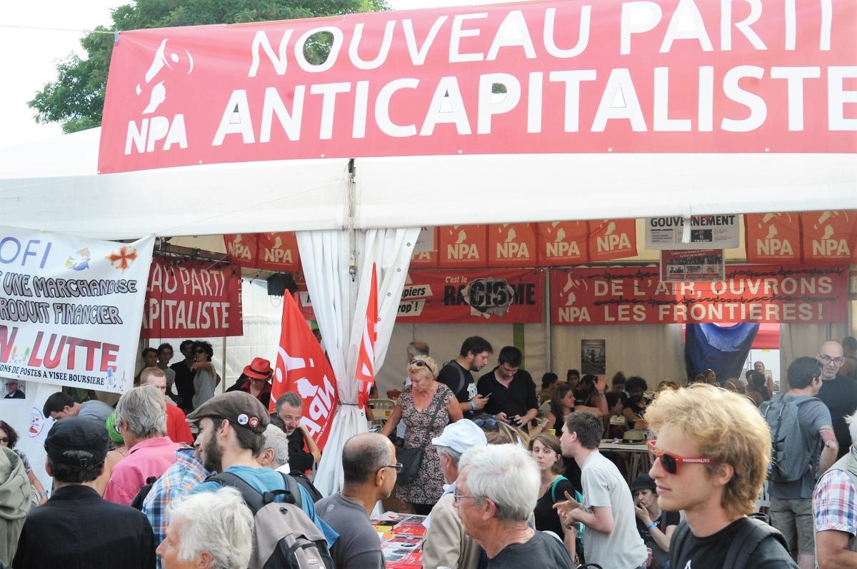 Stand du Npa Fête de l'Humanité à la Courneuve 10 septembre 2016