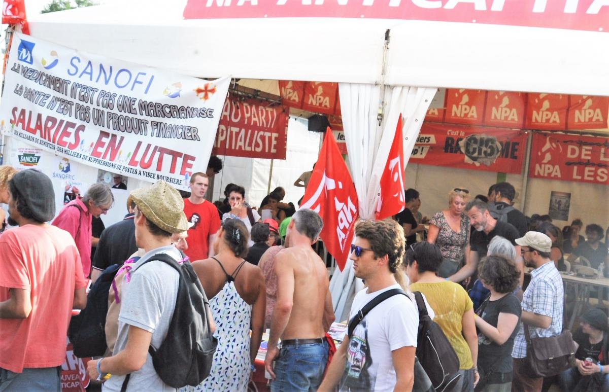 Stand du Npa Fête de l'Humanité à la Courneuve 10 septembre 2016