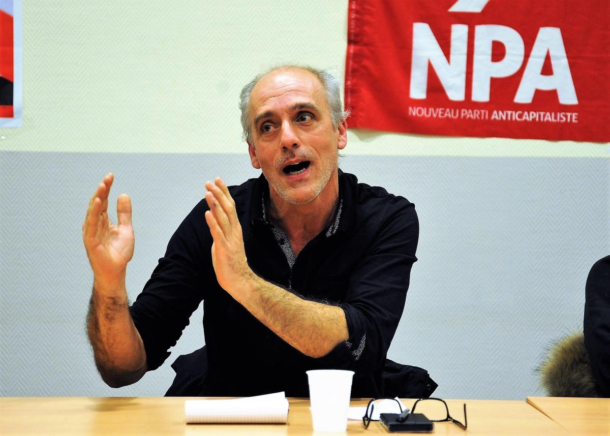 Intervention de P POUTOU Candidat anticapitaliste ouvrier Syndicaliste Cgt chez Ford au meeting Evry Essonne