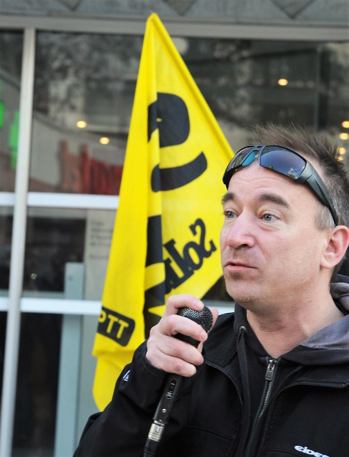 Yann Le Merrer SUD Poste 92 premier fonctionnaire révoqué depuis plus de 60 ans pour des motifs militants