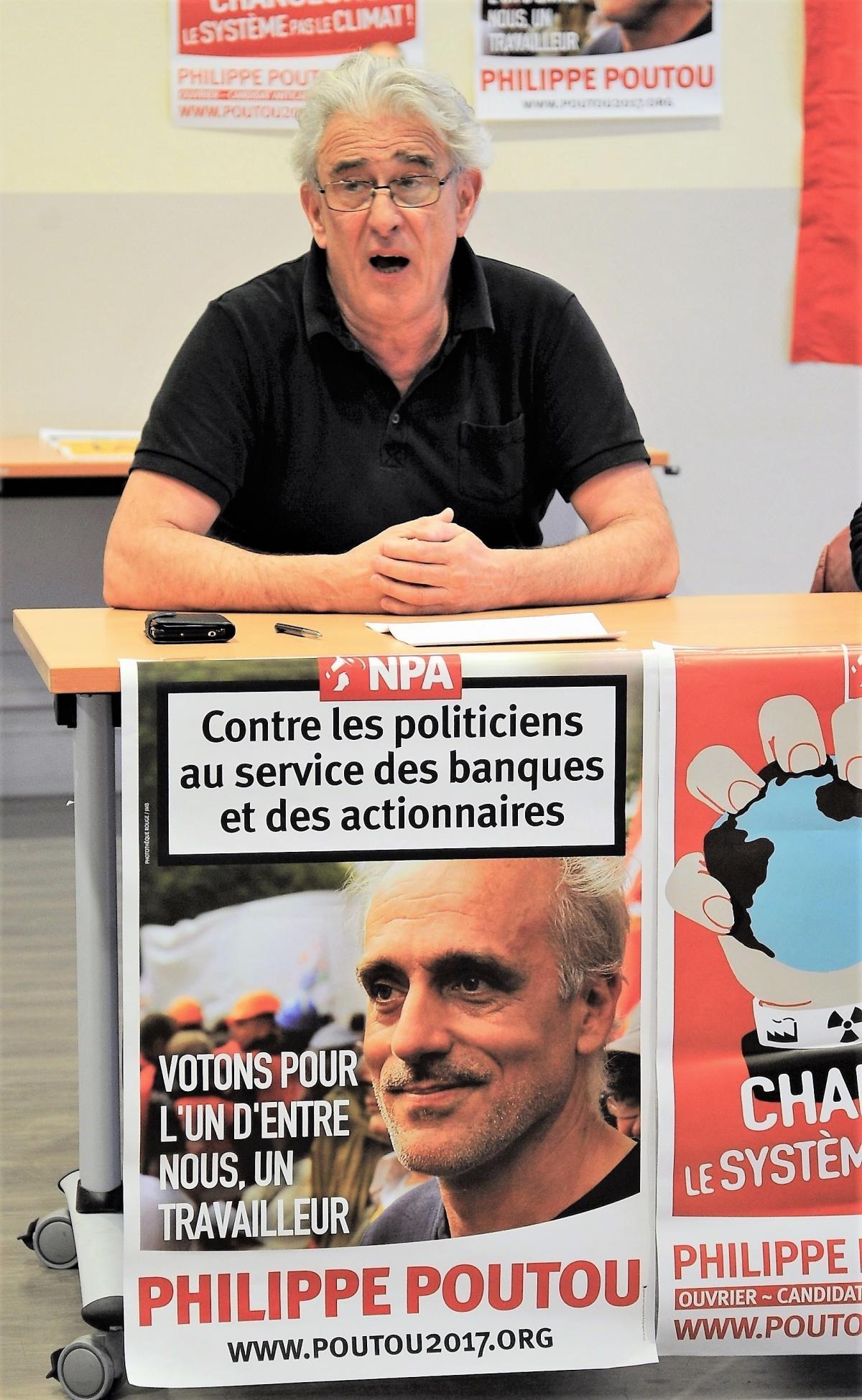 Yvan Lemaitre membre du Comité Exécutif du Npa réunion publique en soutien à Philippe Poutou Evry 91 Mairie annexe
