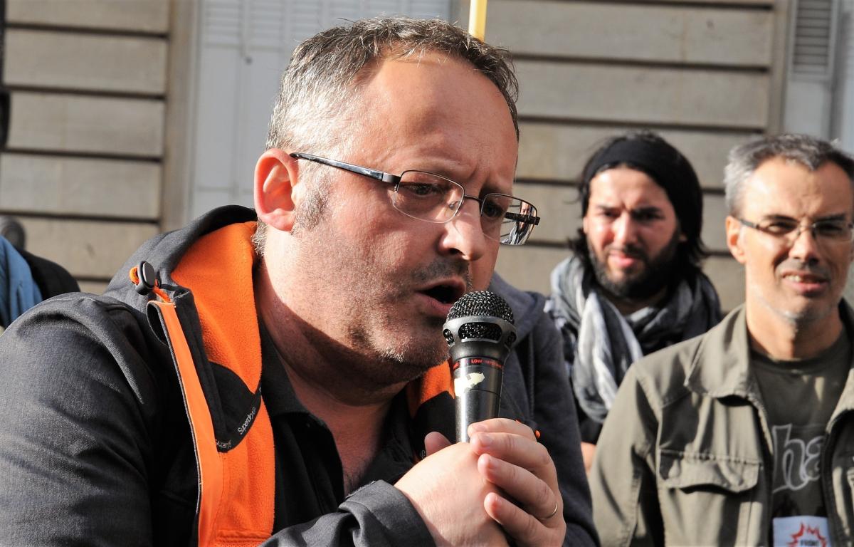 Laurent Degousée secrétaire de Sud Commerce en soutien à Gaël Quirante Ministère du Travail rue de Varenne Paris