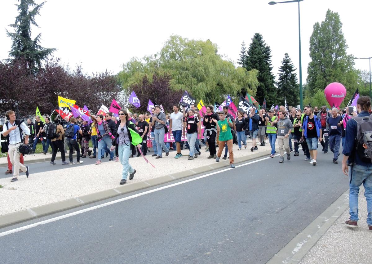 Arrivée vers l'Université du Medef Jouy en Josas