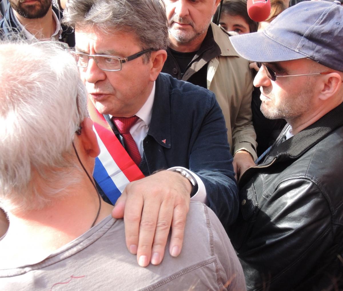 Jean Luc Mélanchon en visite au point fixe du Npa