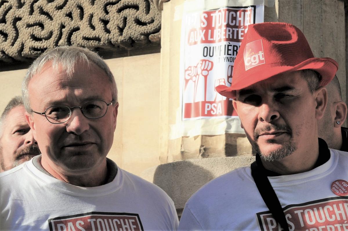 Jean-Pierre Mercier en soutien des 9 syndicalistes Cgt de PSA devant le tribunal correctionnel de Versailles