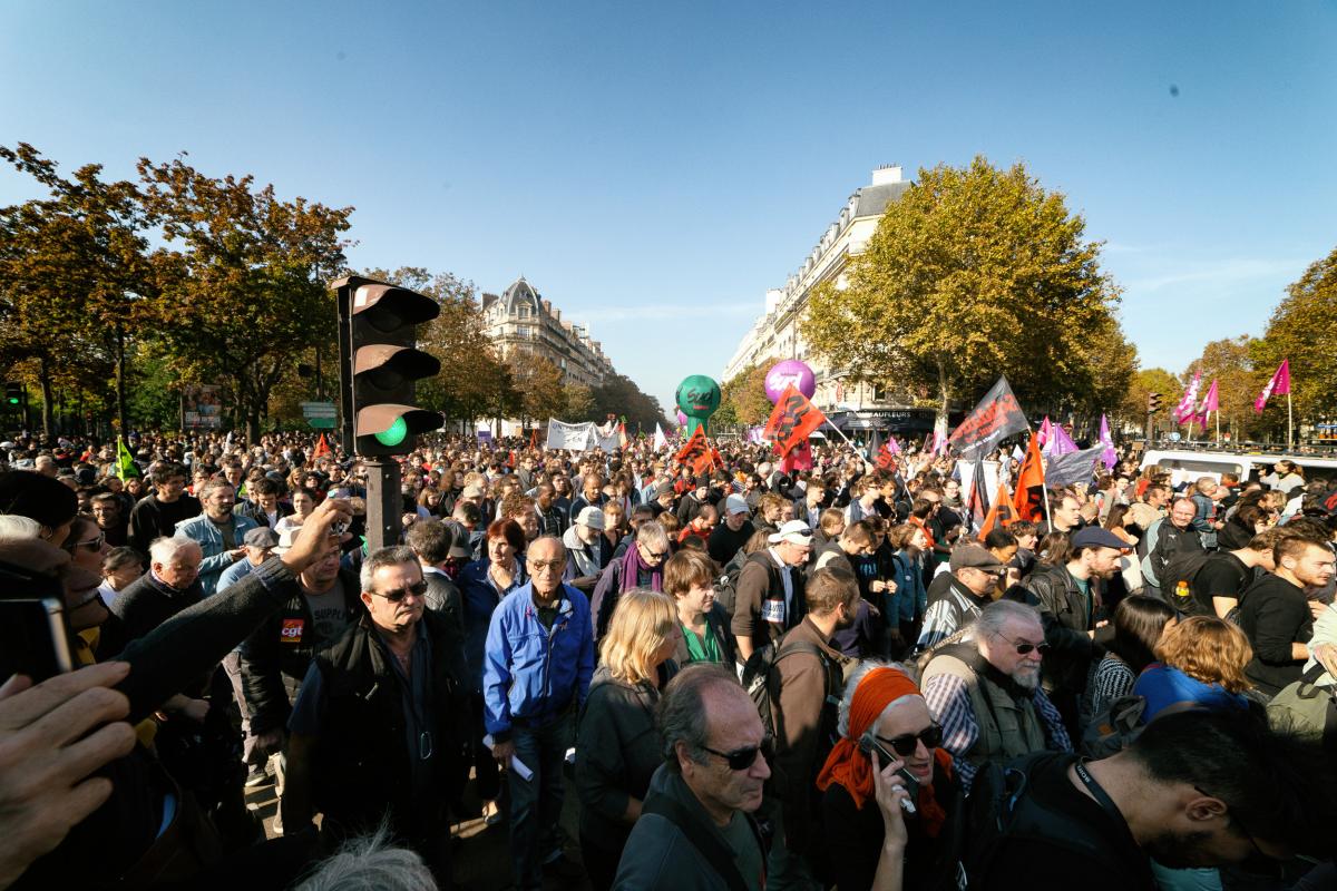 La foule à Denfert-Rochereau