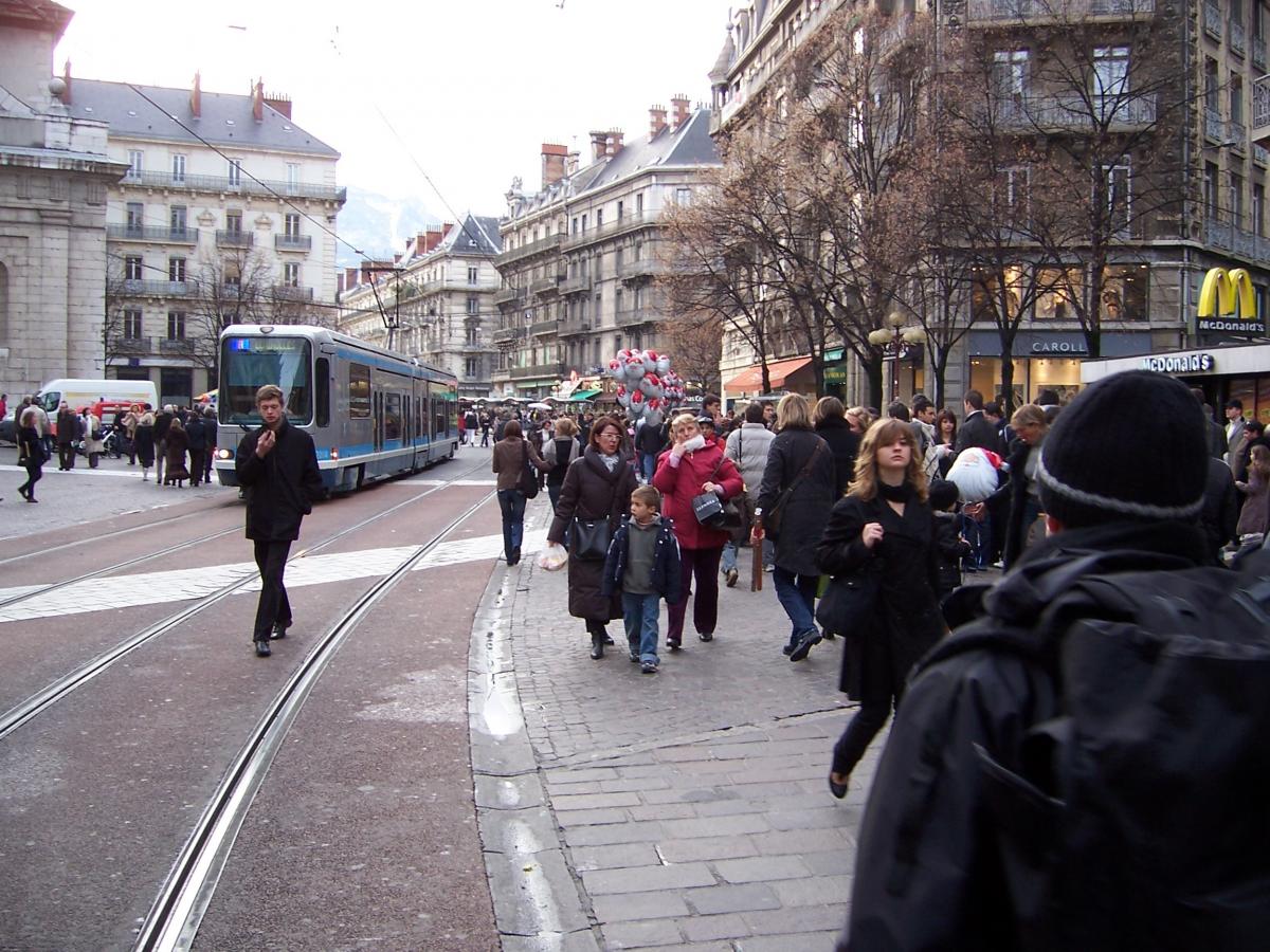 Un samedi de décembre à Grenoble.
