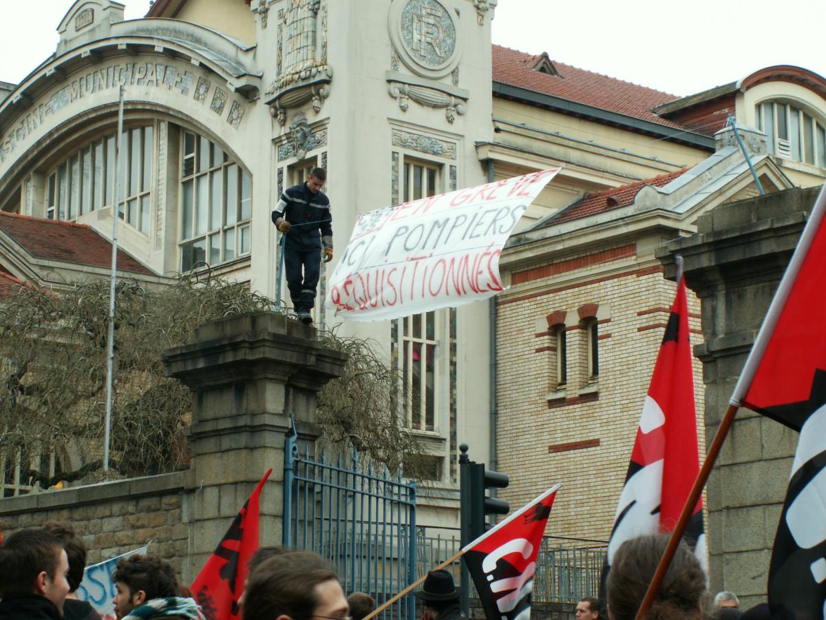 Ici pompiers réquisitionnés