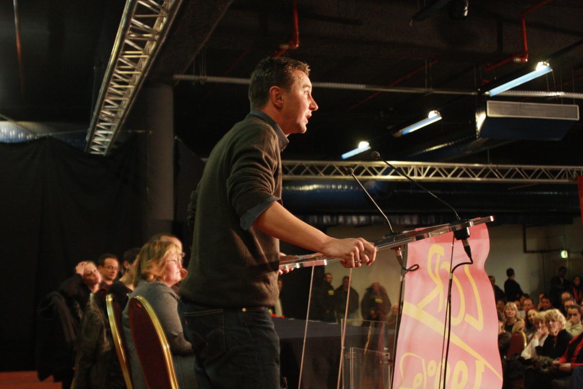 Olivier Besancenot pendant son intervention