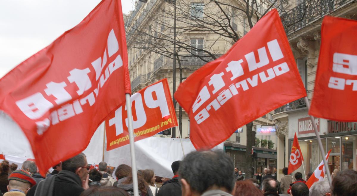 drapeaux LO/PCF