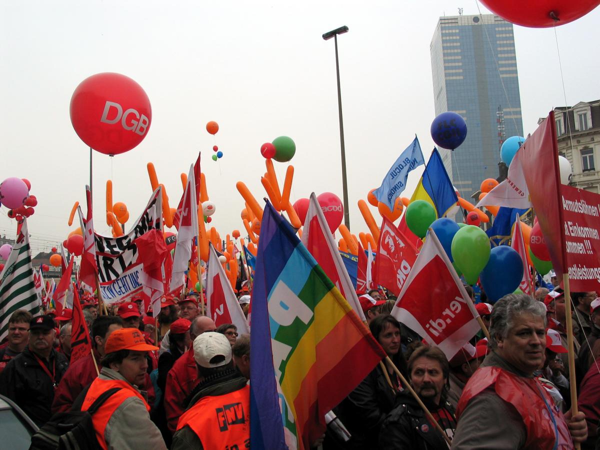 Manifestation contre la Constitution européenne à Bruxelles