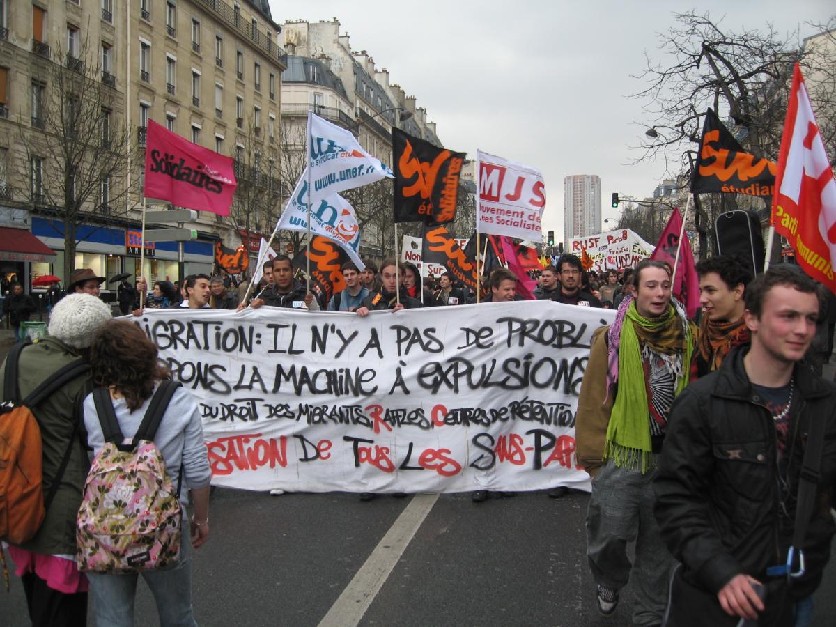 Mouvement étudiant à la manif du 5 avril 2008