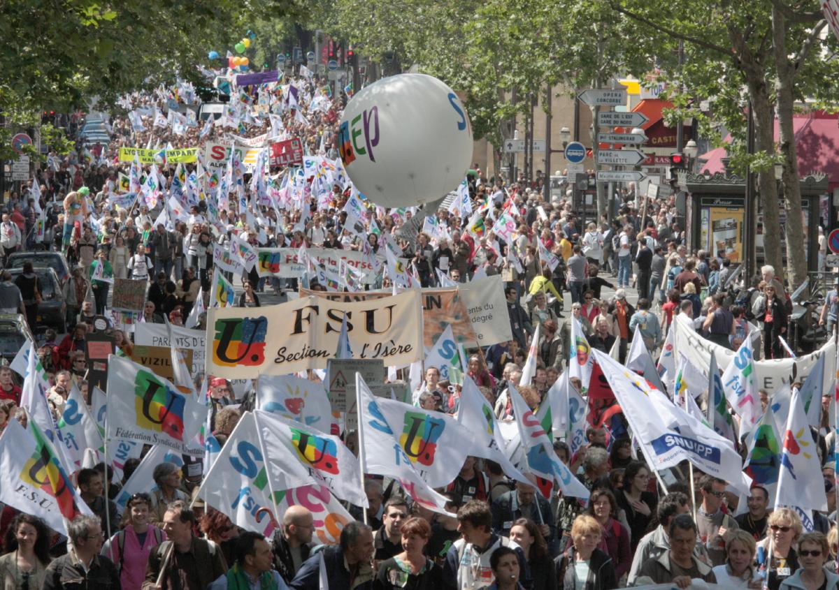 la manifestation sur les grands boulevards