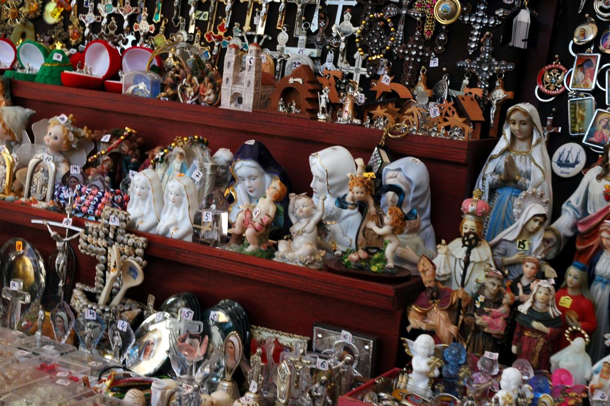 Présentoir d'effigies religieuses à vendre