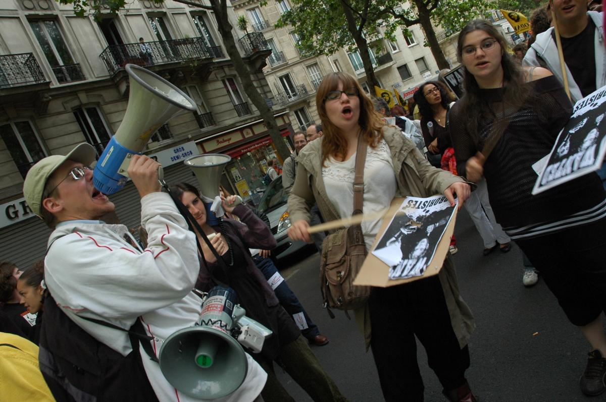 Manifestation 13 06 08 Contre la venue de BUSH à Paris