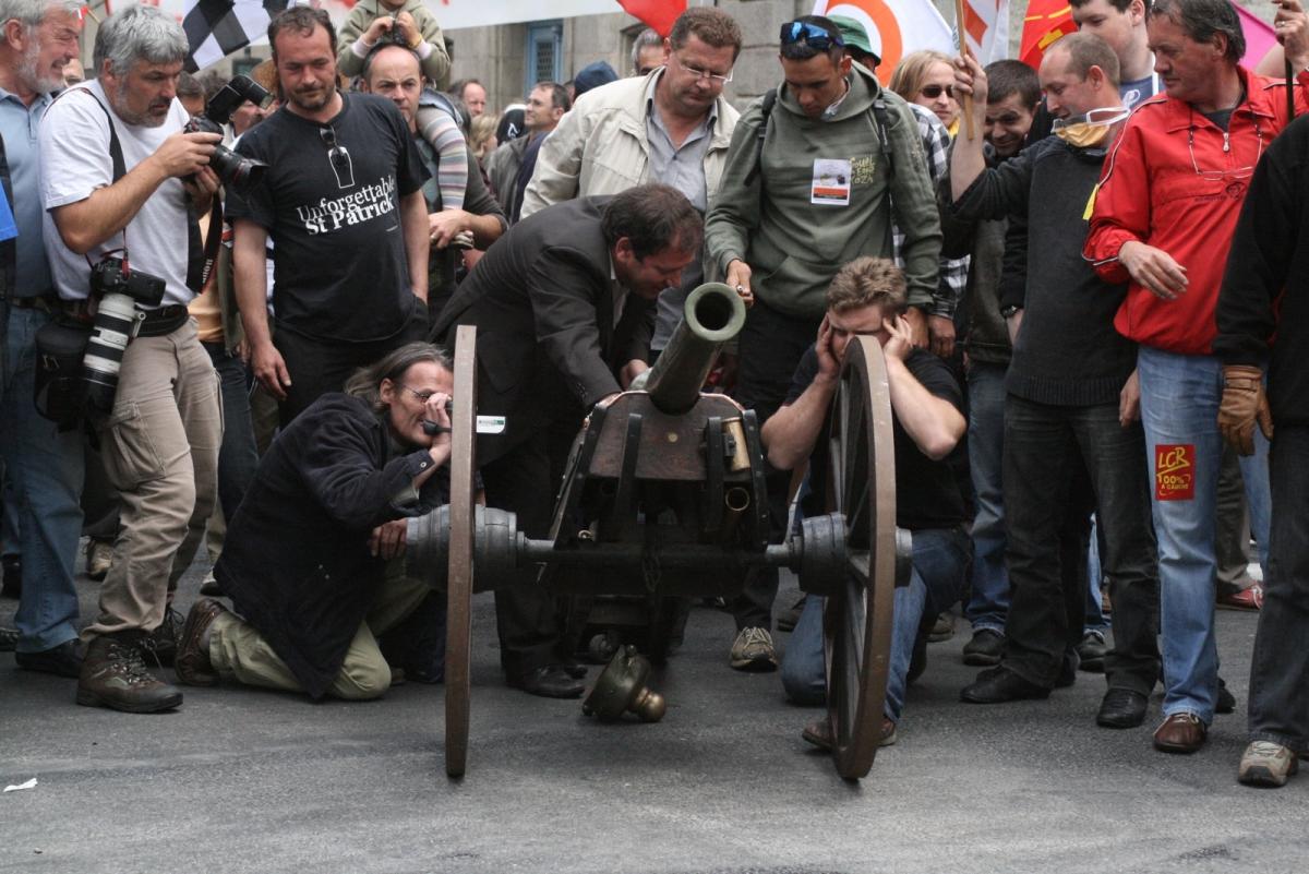 Canon factice