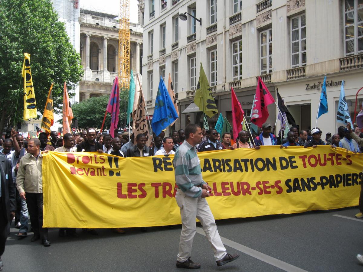 Régularisation de tou(te)s les travailleur-se-s sans papiers