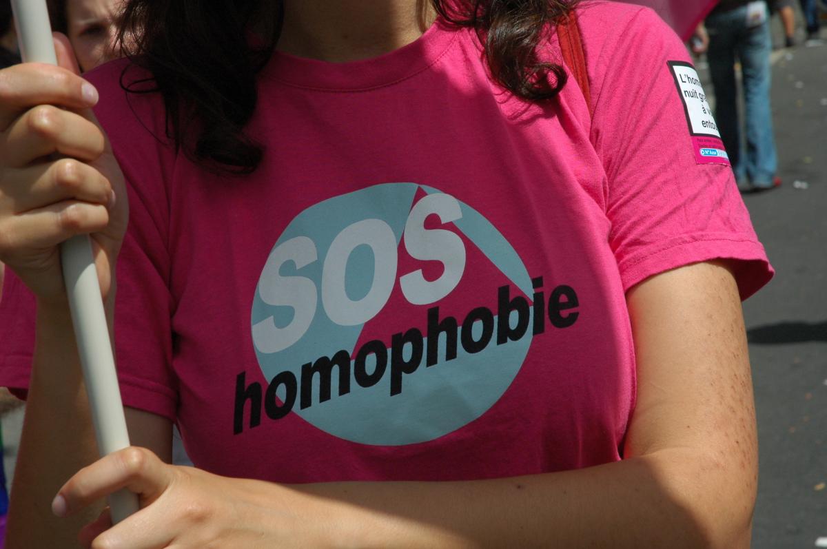 T-shirt SOS Homophobie