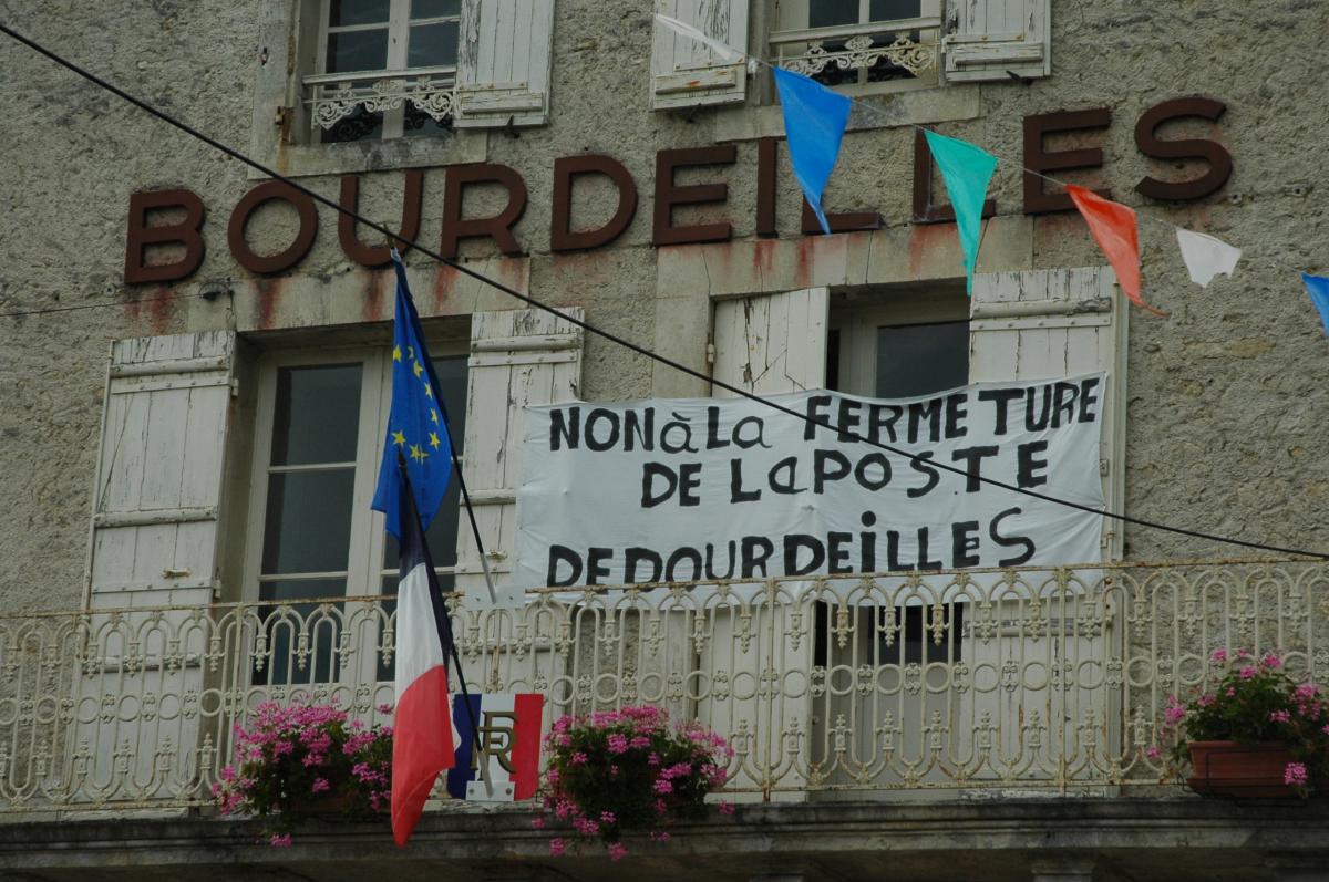 Défense de la Poste DORDOGNE