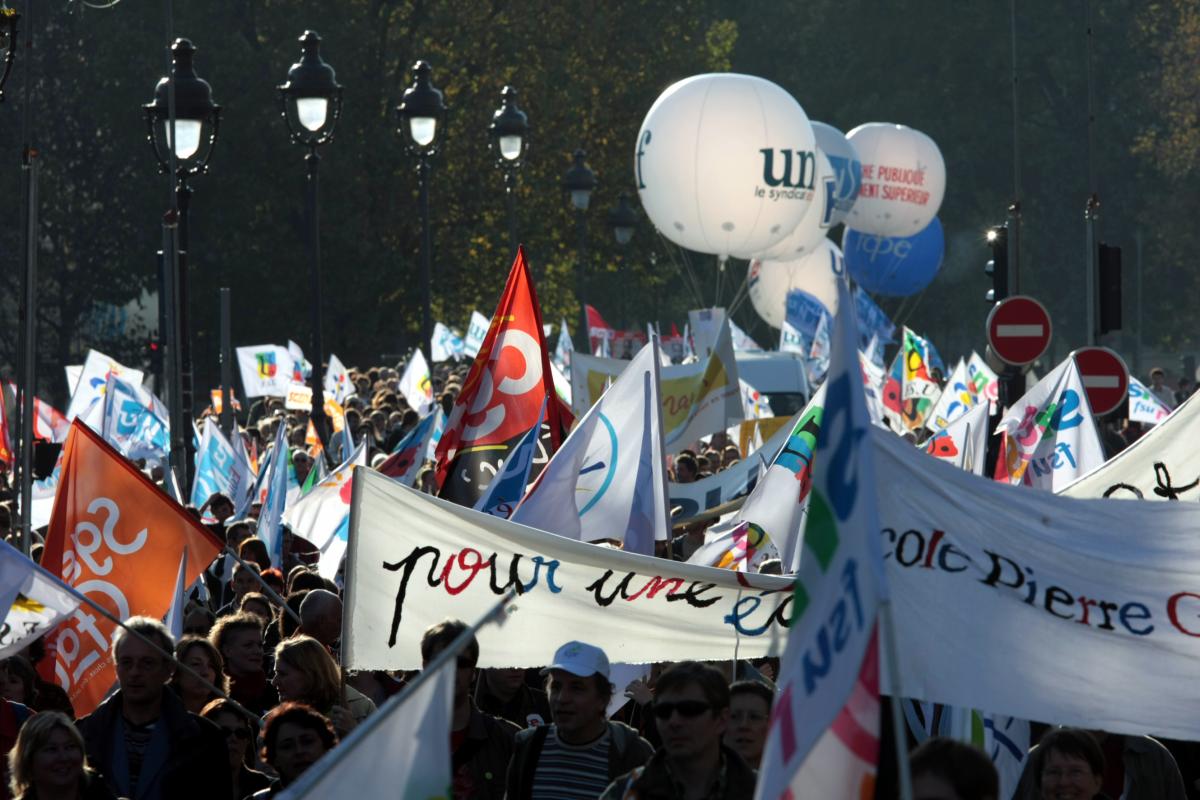 la manif sur le pont Sully