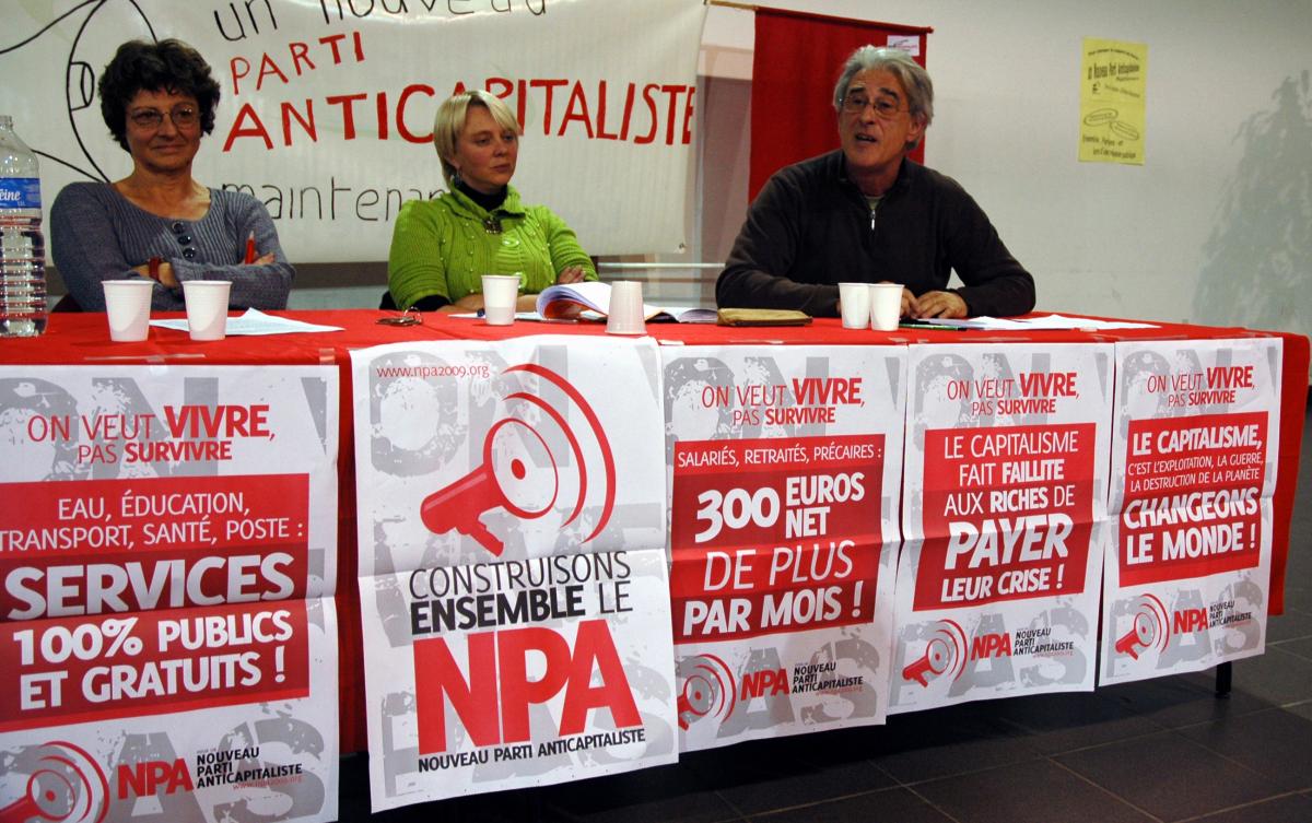 Réunion Débat NPA à Cherbourg. Yvan Lemaitre, Nathalie Ménard (L