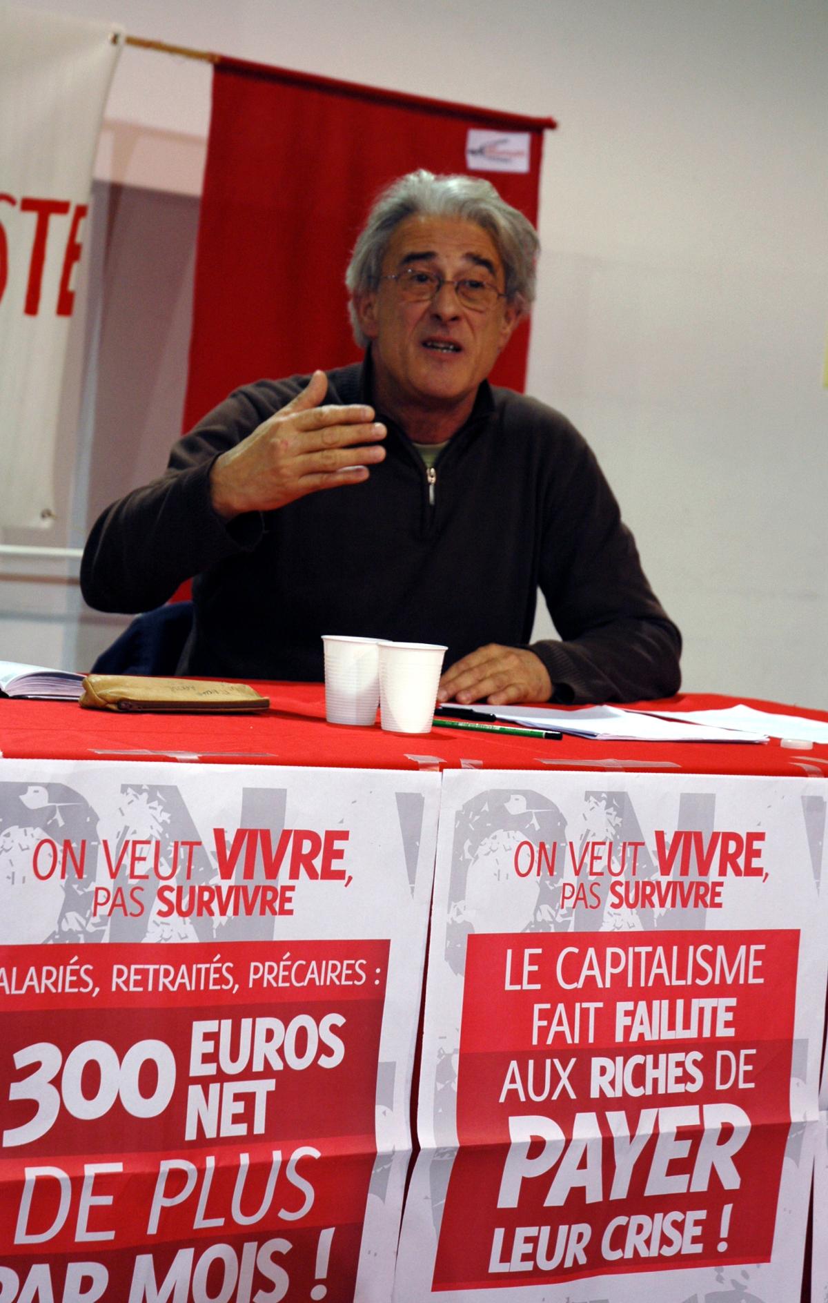 Réunion Débat NPA à Cherbourg. Yvan Lemaitre (LCR)