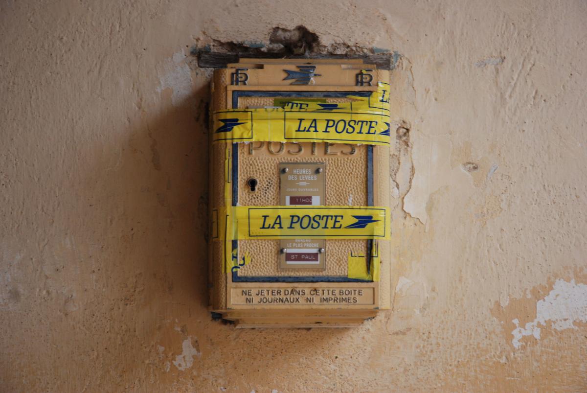 Boîte aux lettres condamnée par La Poste