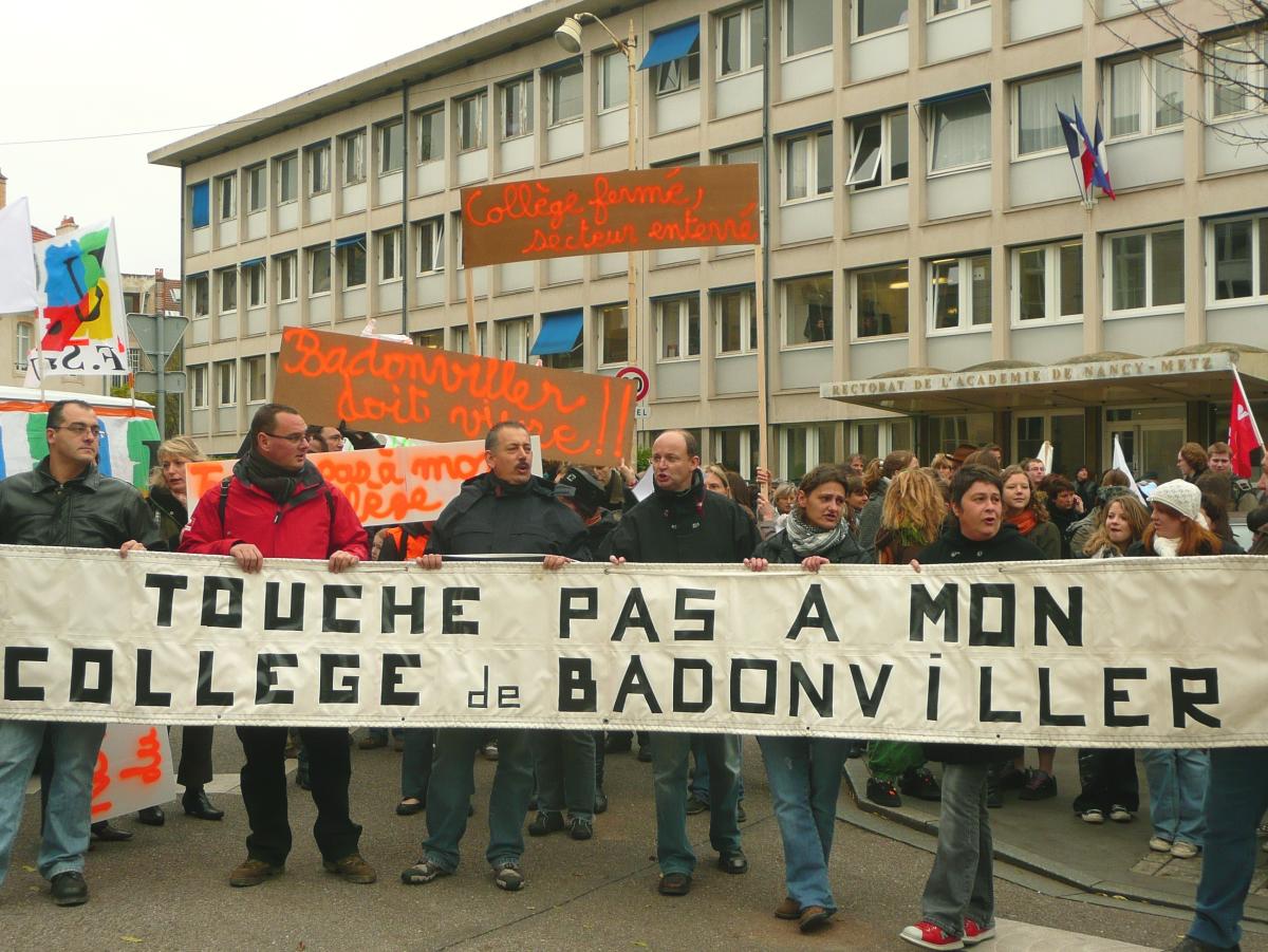 Manifestation contre la politique éducative du gouvernement