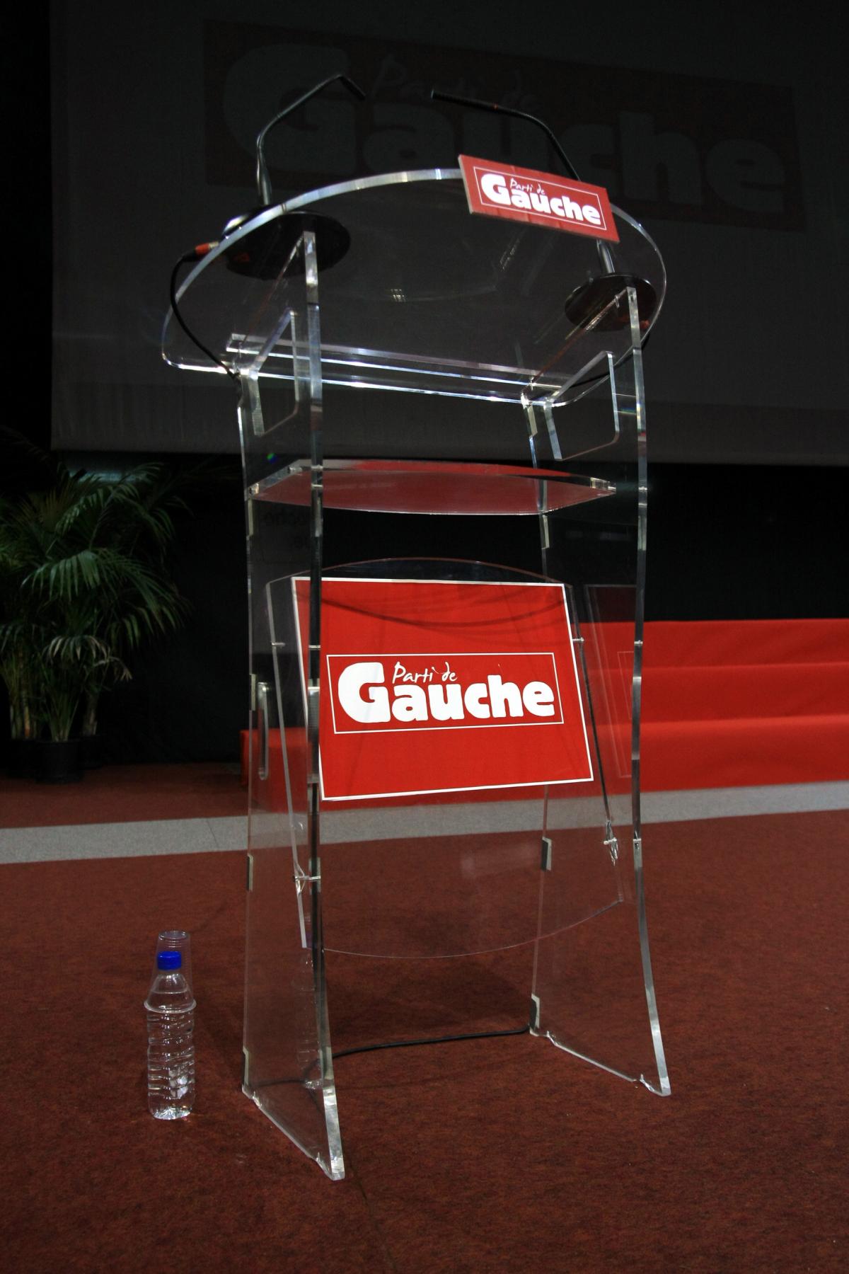 la tribune