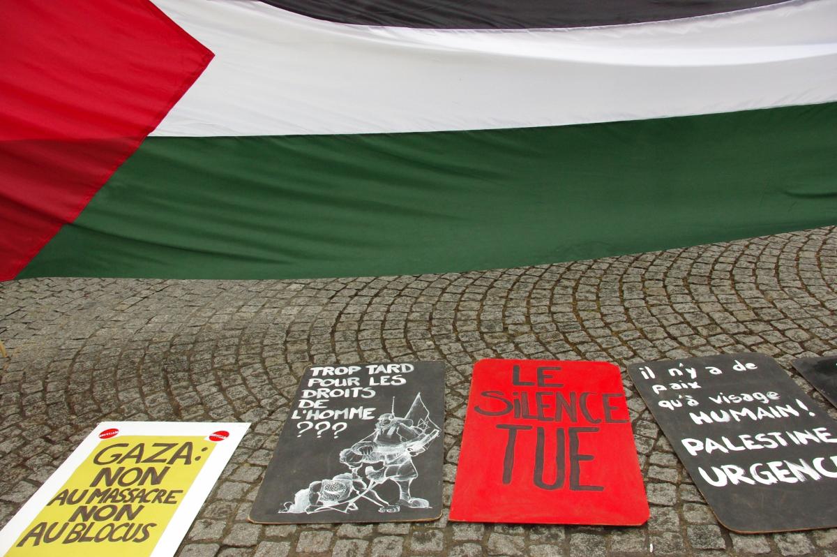 drapeua palestinien et message de soutien
