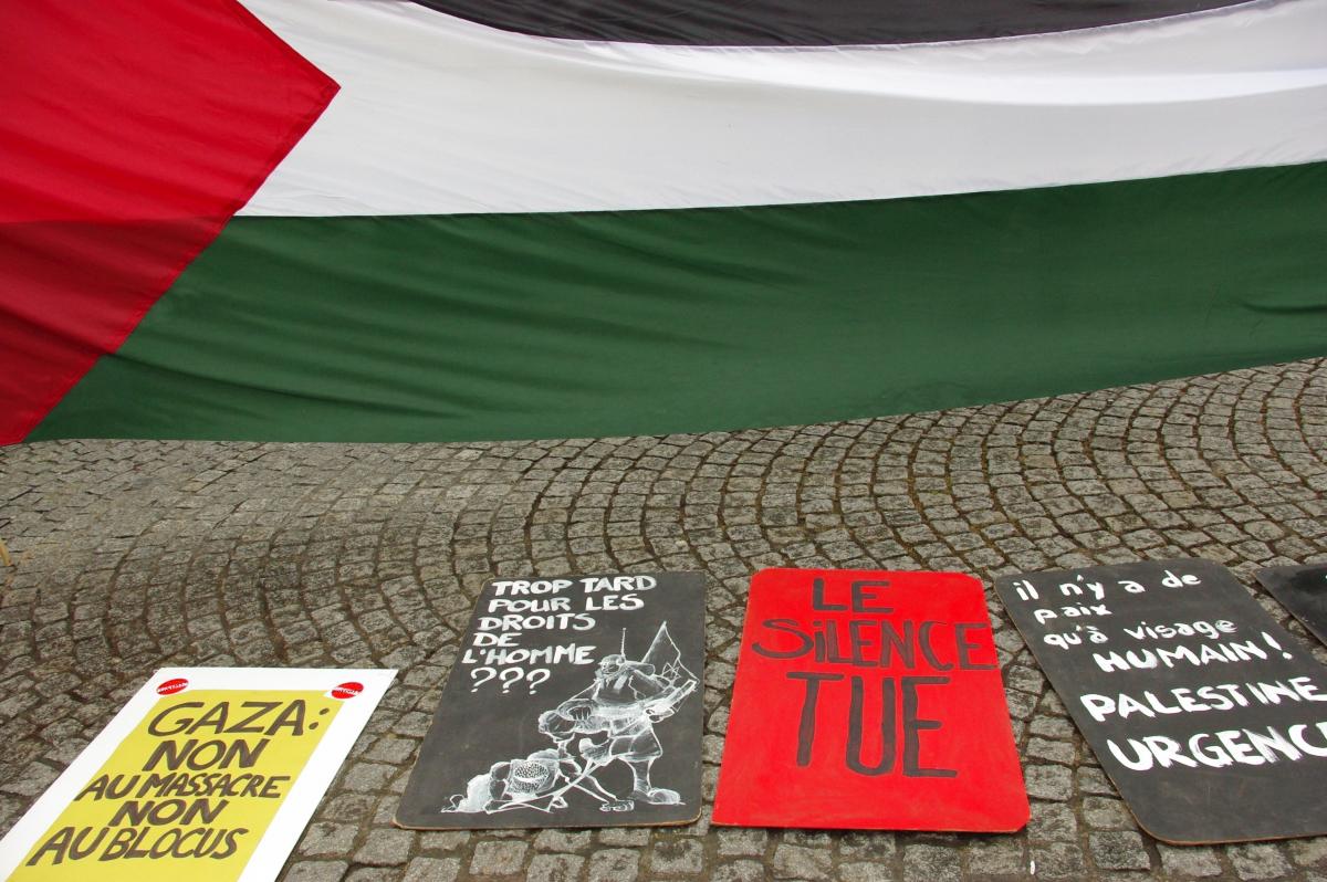drapeua palestinien et message de soutien