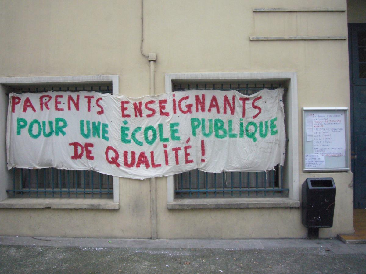 Pour une école publique...