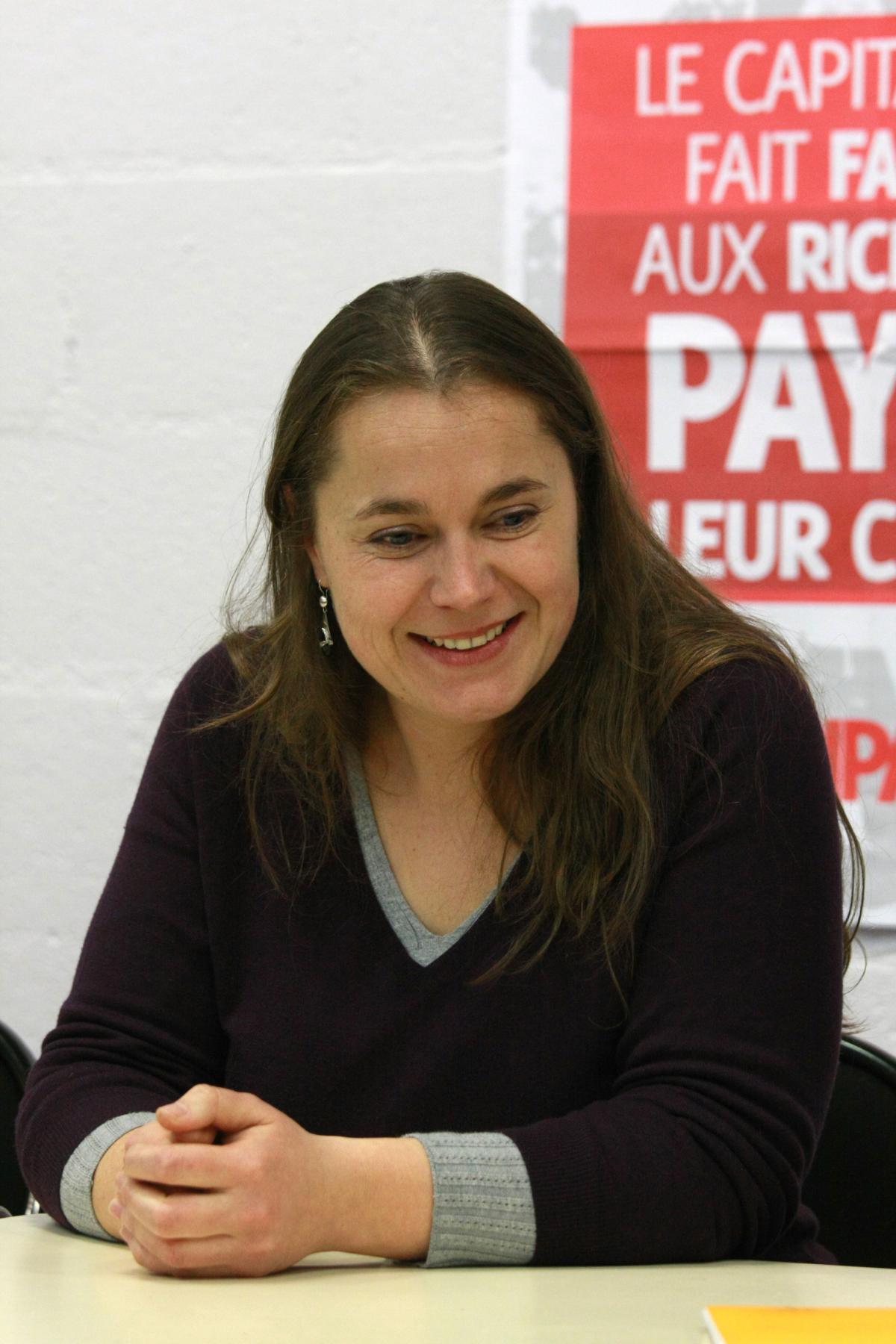 Myriam DUBOZ syndicaliste à la ville de Lyon lors de la conférence de presse