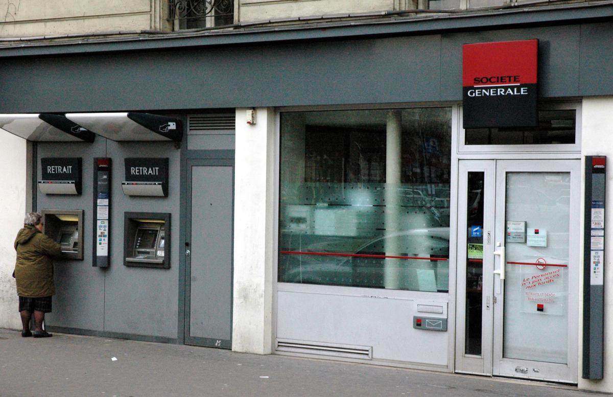 Distributeur de billet de la Société Générale
