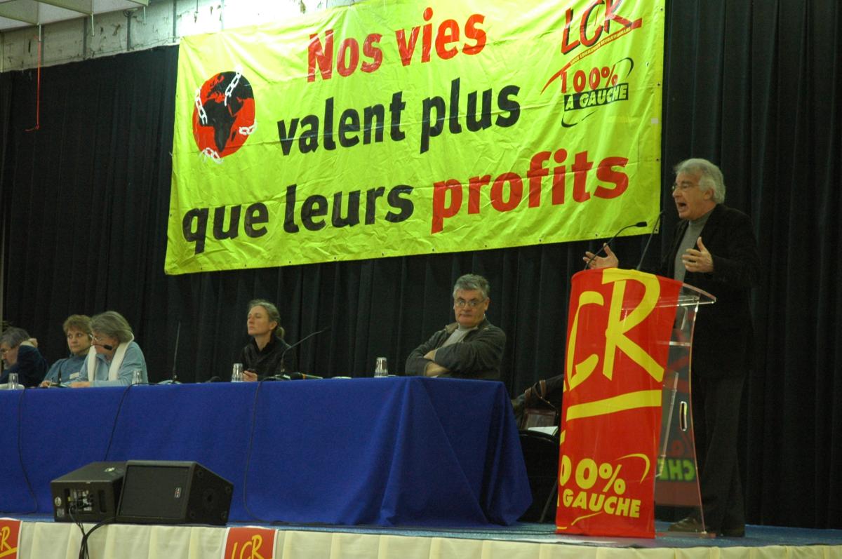 La Plaine Saint Denis le 5 février 2009 18 ème Congrès de la LCR.