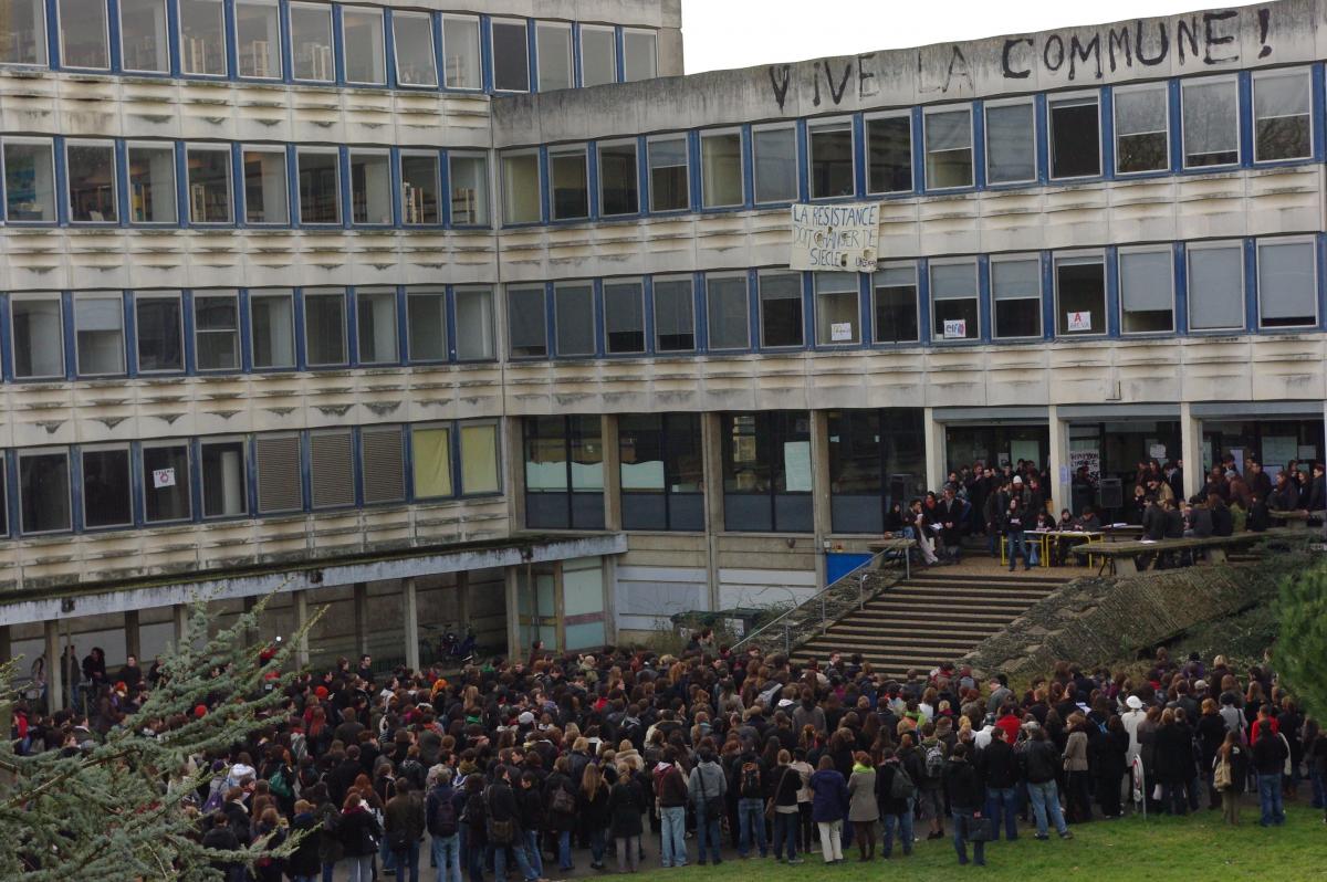 pendant une AG à rennes 2