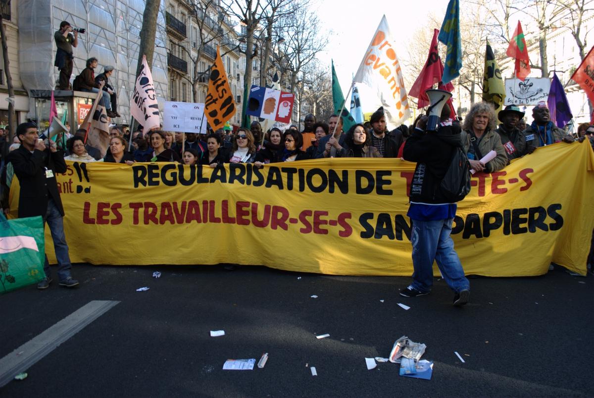 Banderole sans-papiers